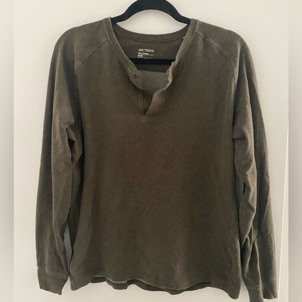 Mens Arcteryx Sirrus Henley Long Sleeve Shirt Heathered Olive Green Medium